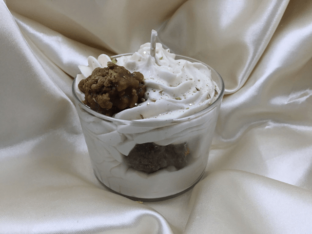 Bougie gourmande "Rocher Praliné" 